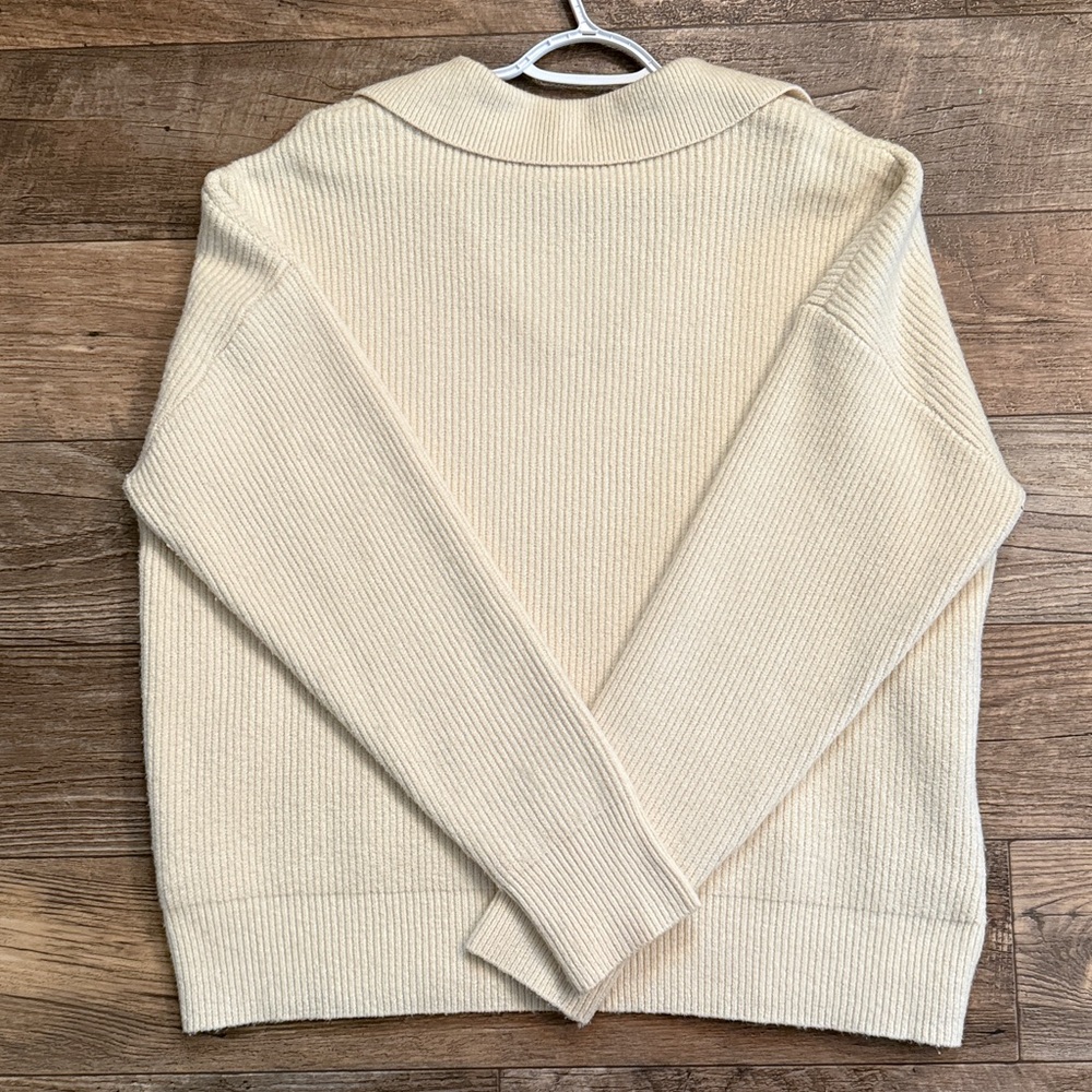 Weekend Rea Sweater - Picture 4 of 6